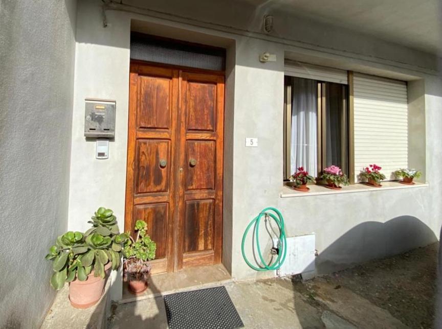 Apartamento Domuspes Sedilo Exterior foto