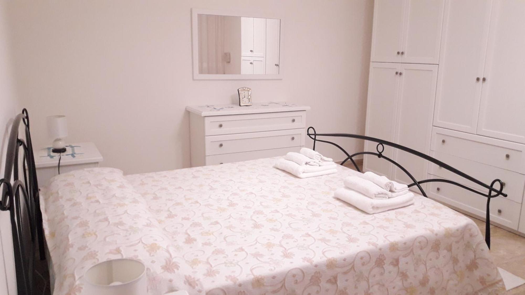Apartamento Domuspes Sedilo Exterior foto